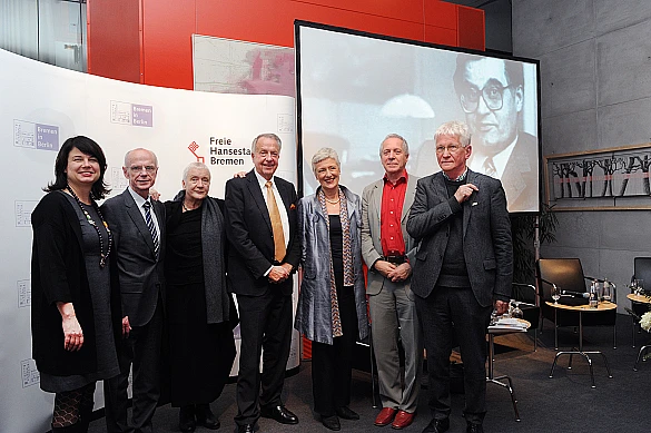 Staatsrätin Ulrike Hiller, Parlamentspräsident Christian Weber, Prof. Dr. Bernd Neumann, Marieluise Beck, Hans Jessen, Wolfgang Eichwede Staatsrätin Ulrike Hiller, Parlamentspräsident Christian Weber, Prof. Dr. Bernd Neumann, Marieluise Beck, Hans Jessen, Wolfgang Eichwede