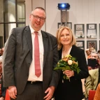Dr. Olaf Joachim mit Maren Kroymann