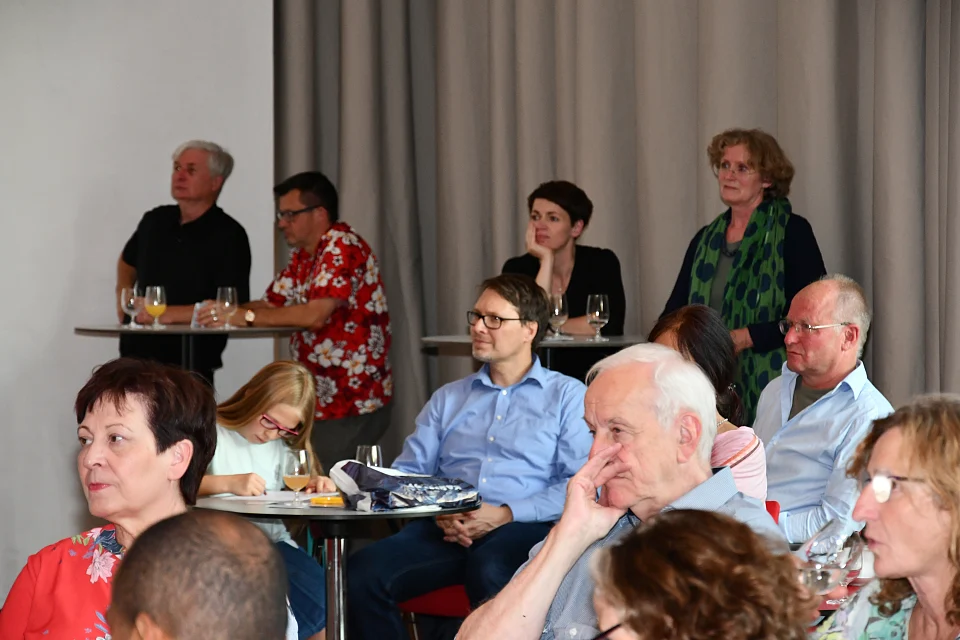 Vernissage zur Ausstellung "BIK Galerie 149 zu Gast in Berlin"