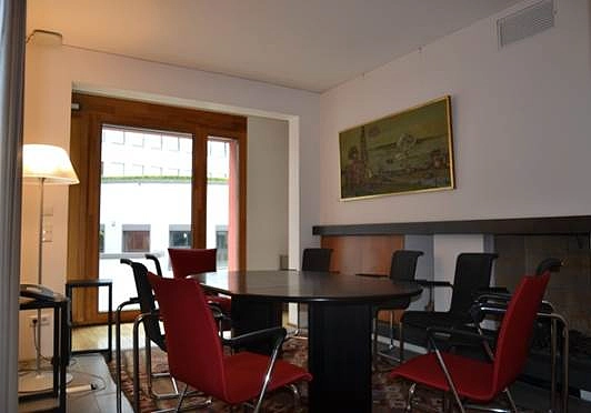 Blick ins Kaminzimmer